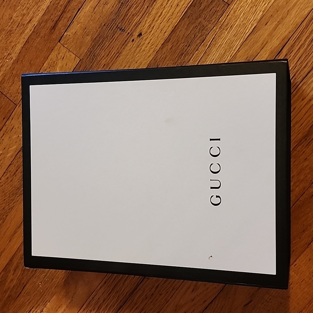 GUCCI BOX MEDIUM